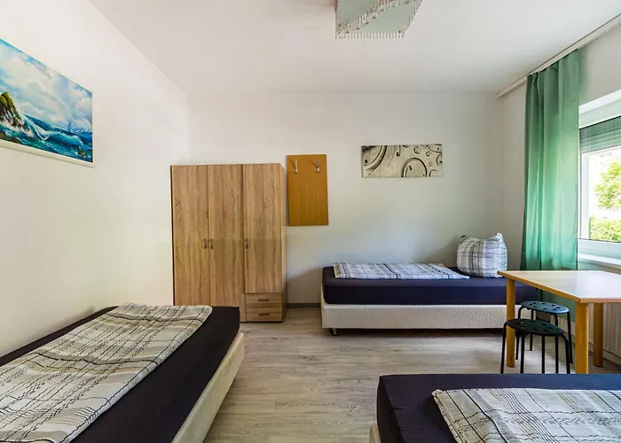 Daire Ihr Zuhause Auf Zeit In - Vollmoebliert - Waschmaschine - Einzelbetten - Multilanguage - Witamy Serdecznie Rötha