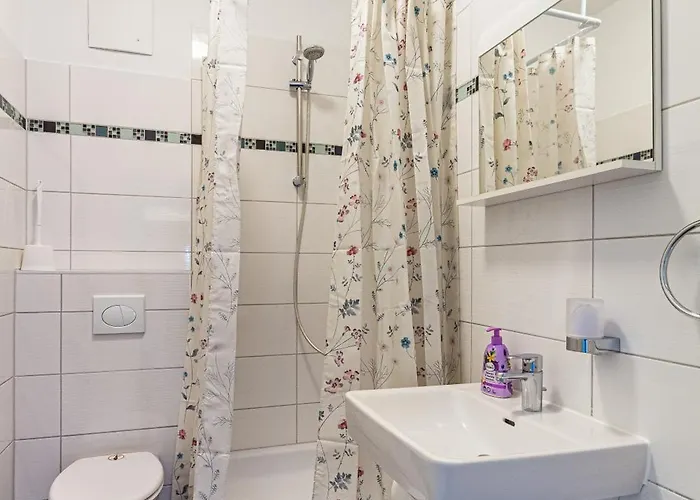 Ihr Zuhause Auf Zeit In - Vollmoebliert - Waschmaschine - Einzelbetten - Multilanguage - Witamy Serdecznie Rötha