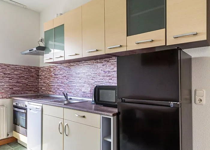 Daire Ihr Zuhause Auf Zeit In - Vollmoebliert - Waschmaschine - Einzelbetten - Multilanguage - Witamy Serdecznie Rötha